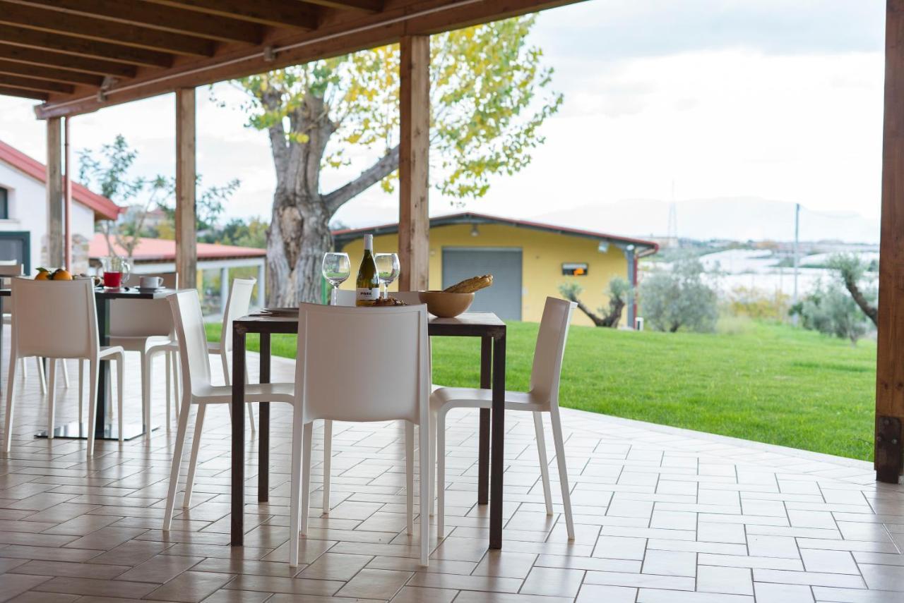 Terra Di Vento Bed & Breakfast Montecorvino Pugliano Ngoại thất bức ảnh